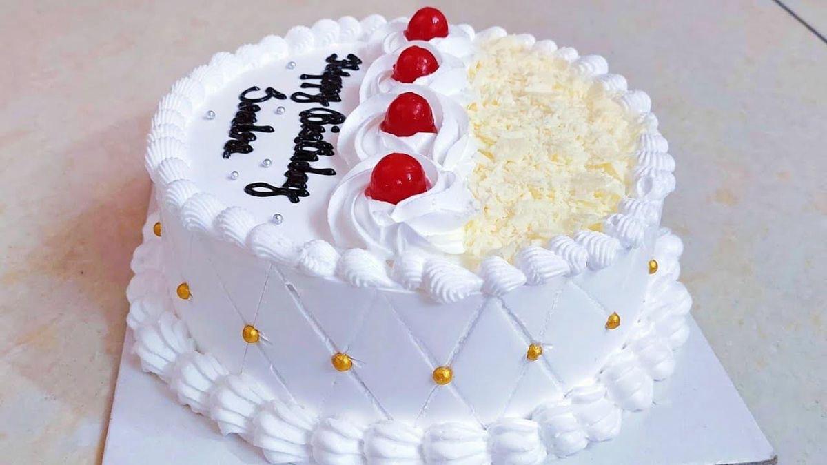 Cake 32 Design